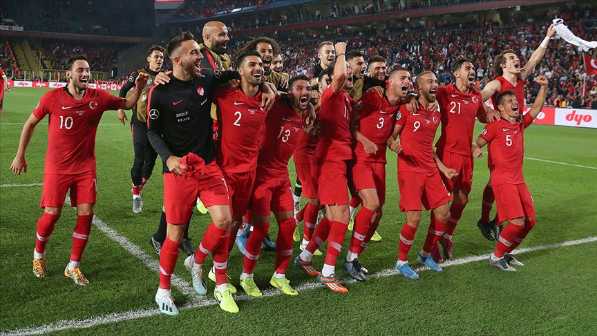 Türkiye FIFA dünya sıralamasında 32. sırada