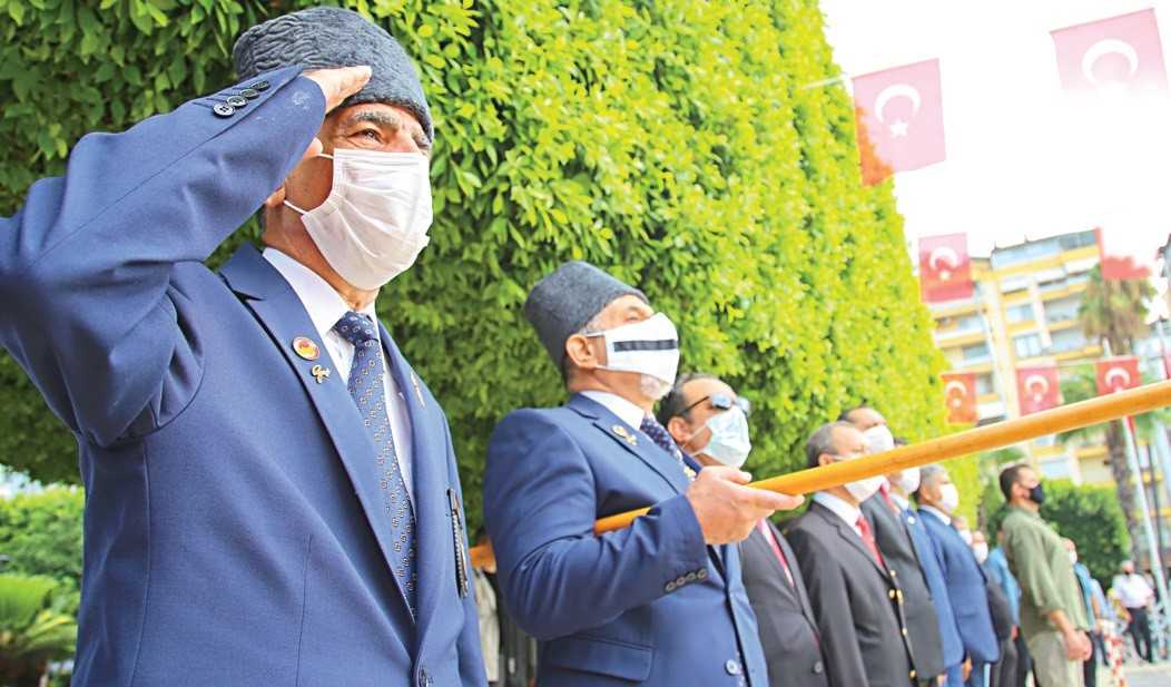 Türkiye gazilerini onurlandırdı
