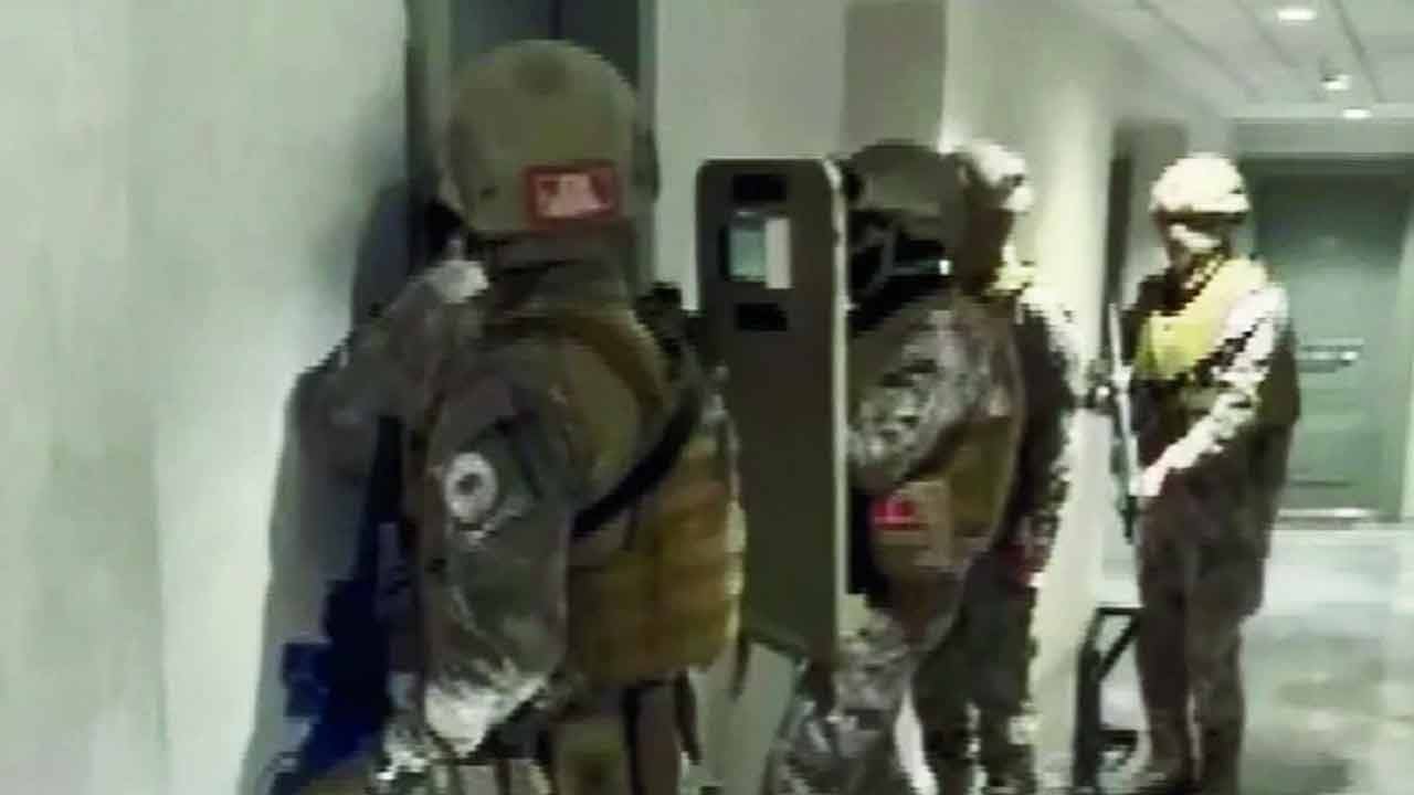 Türkiye genelinde 48 farklı operasyon! Çete üyeleri evlerinden alındı!