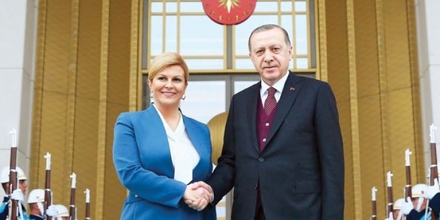 Gerçeği gördüler! Türkiye'nin peşine düştüler