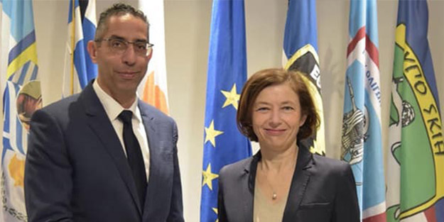 Türkiye hazımsızlığı! Rumlar o ülkeye bel bağladı