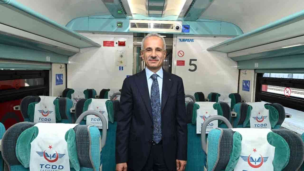 Türkiye hızlı treni sevdi… 17 yılda 110 milyon yolcu YHT ile seyahat etti