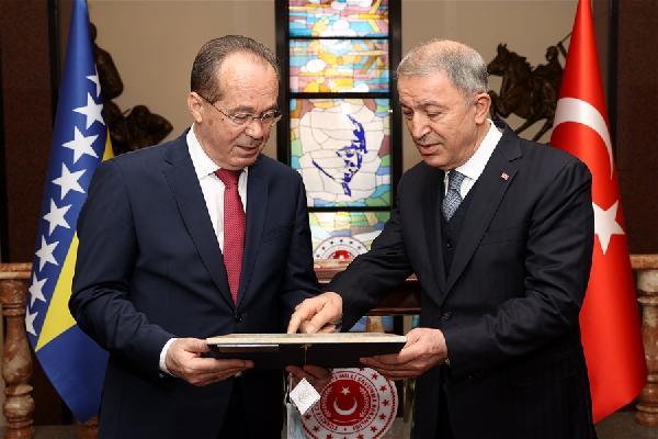 Türkiye ile Bosna Hersek arasında Askeri İşbirliği