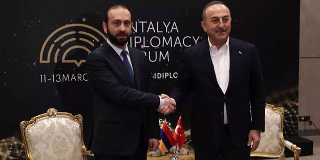Türkiye ile Ermenistan'dan ilk temas! İki bakan ortak açıklama yaptı