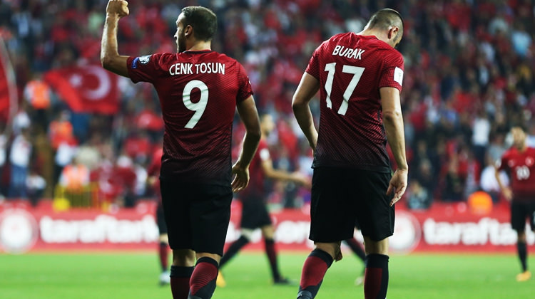 Türkiye - İzlanda maçına yoğun ilgi!