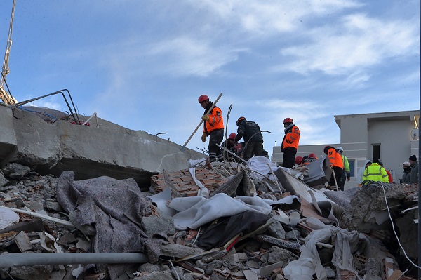 Türkiye kan ağlıyor! Adıyaman'dan geriye kalanlar