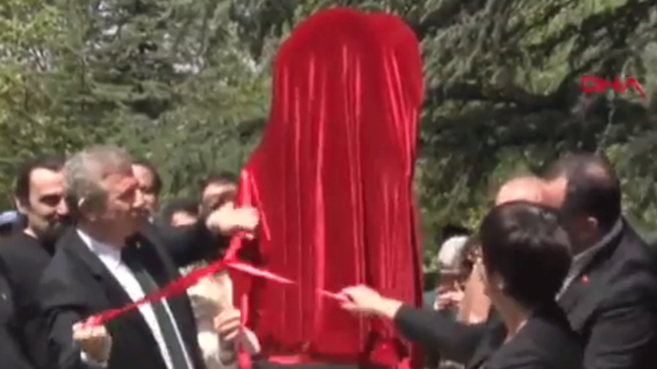 Türkiye kendi sondaj gemisi ile Somali açıklarında petrol ararken, o anda CHP'li Mansur Yavaş...