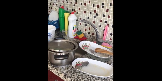 Türkiye koronavirüsle mücadele ederken CHP'li belediye vatandaşların sularını kesti