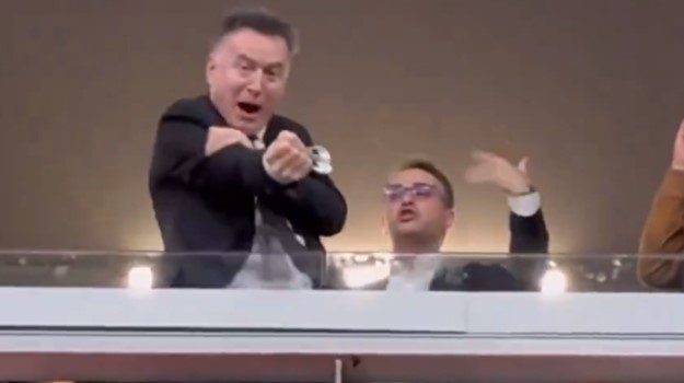 Hem de defalarca tekrarladı! Final maçında skandal hareket