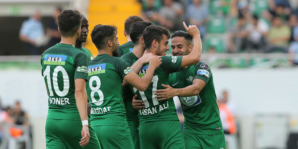 Türkiye Kupası'nı kazanan Akhisarspor, bir bir dökülüyor