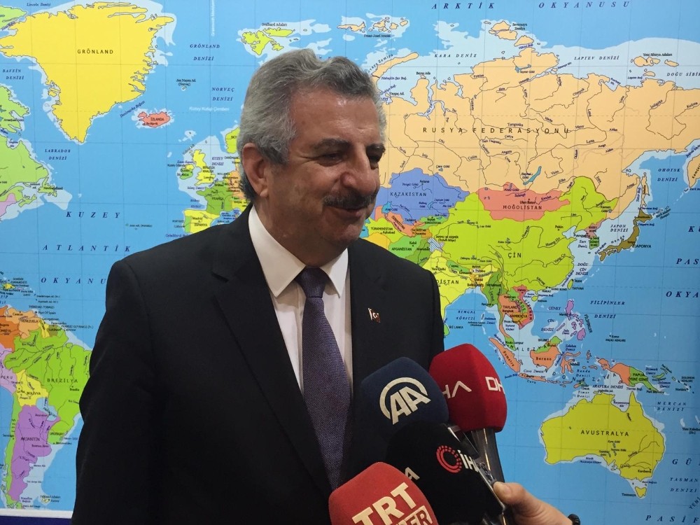 Türkiye maske üretiminde Çin ile yarışıyor 