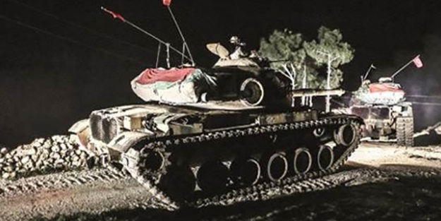 Türkiye Musul'daki askerlerini geri çekmedi