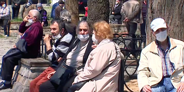 Türkiye nüfusu yaşlanıyor: Doğum artış hızı son 15 yılın en düşük seviyesinde!