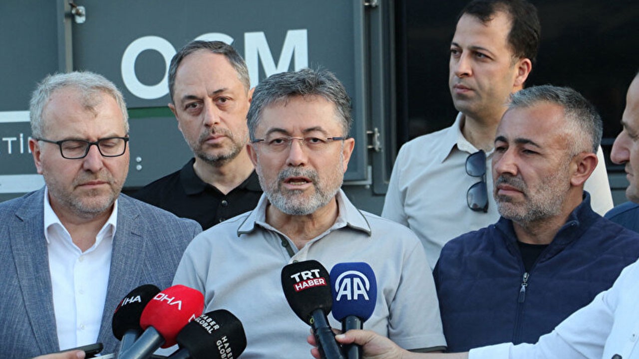 Türkiye orman yangınlarıyla mücadele ediyor! Bakan Yumaklı son durumu anlattı