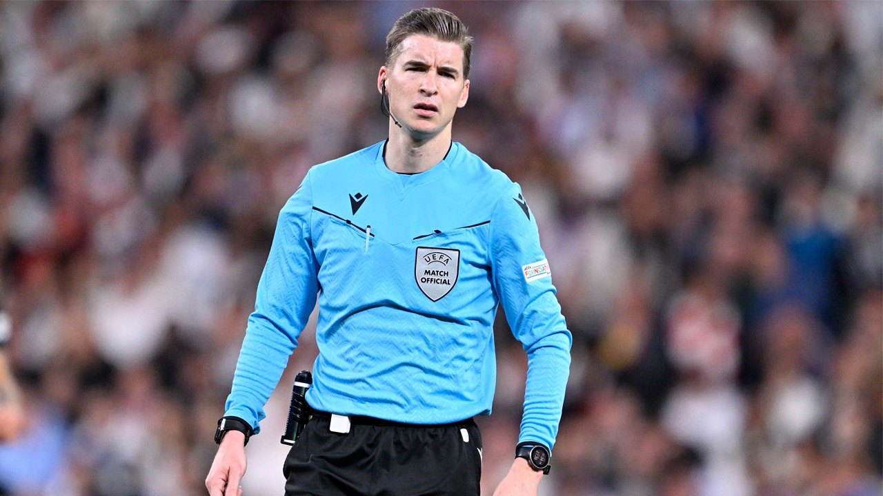 Türkiye-Romanya maçının hakemi belli oldu