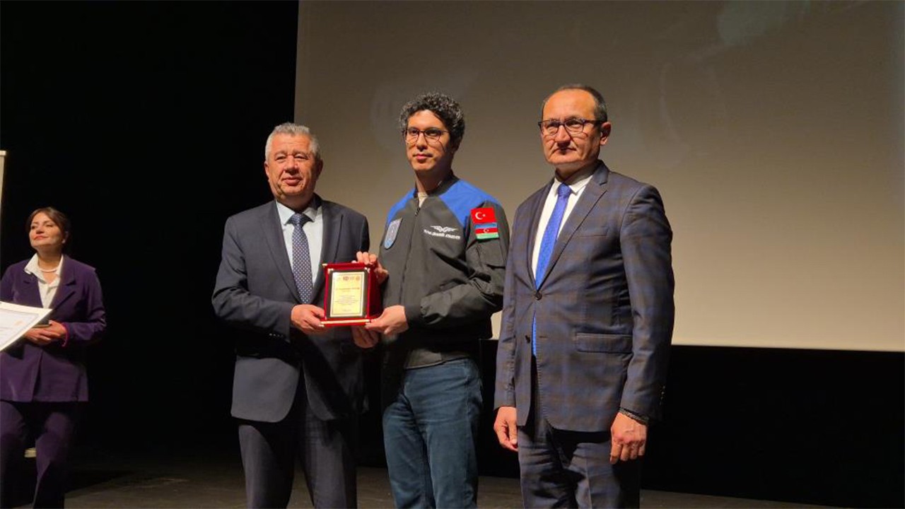 Türkiye sahaya iniyor 'Uzayda biz de varız'