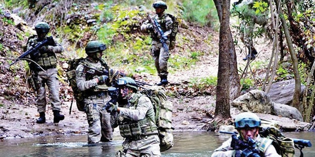 Türkiye salgına rağmen terörün kökünü kazımaya devam ediyor