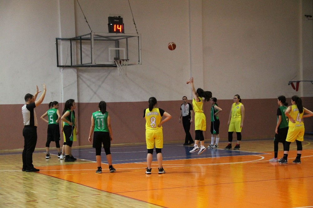 Türkiye Şampiyonası Basketbol yarı finali maçları sona erdi 