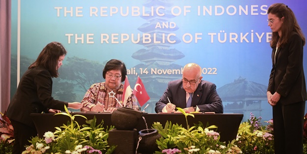 Türkiye ve Endonezya arasında 5 anlaşma! İmzalar atıldı