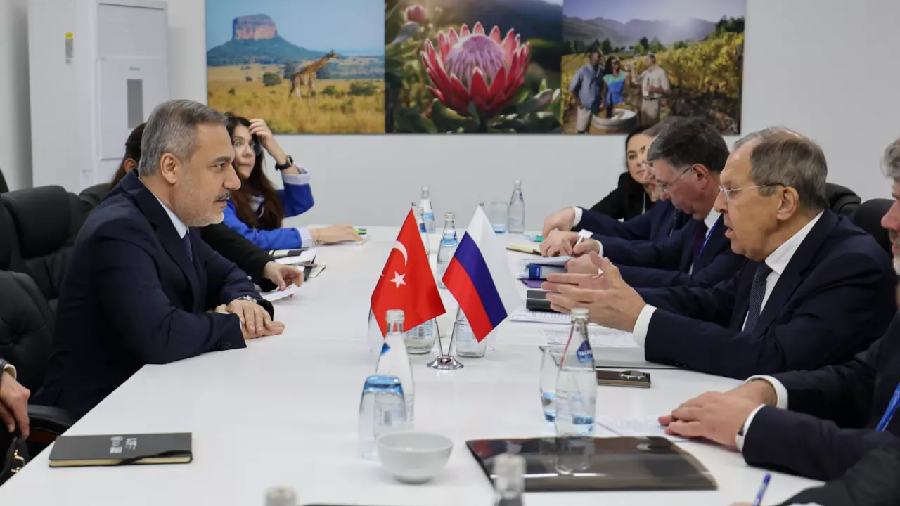 Türkiye ve Rusya masada: Kritik ‘savaş’ görüşmesi