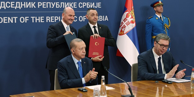Türkiye ve Sırbistan arasında imzalar atıldı