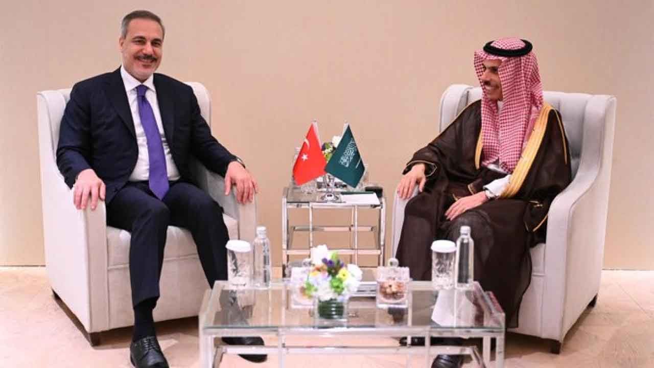 Türkiye ve Suudi Arabistan'dan vize anlaşması