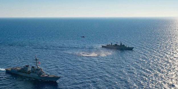 Türkiye ve Yunanistan'ın savaş gemileri karşı karşıya! Ege'de yüksek gerilim