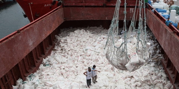 Türkiye Yemen'e 'yardım gemisi' gönderecek