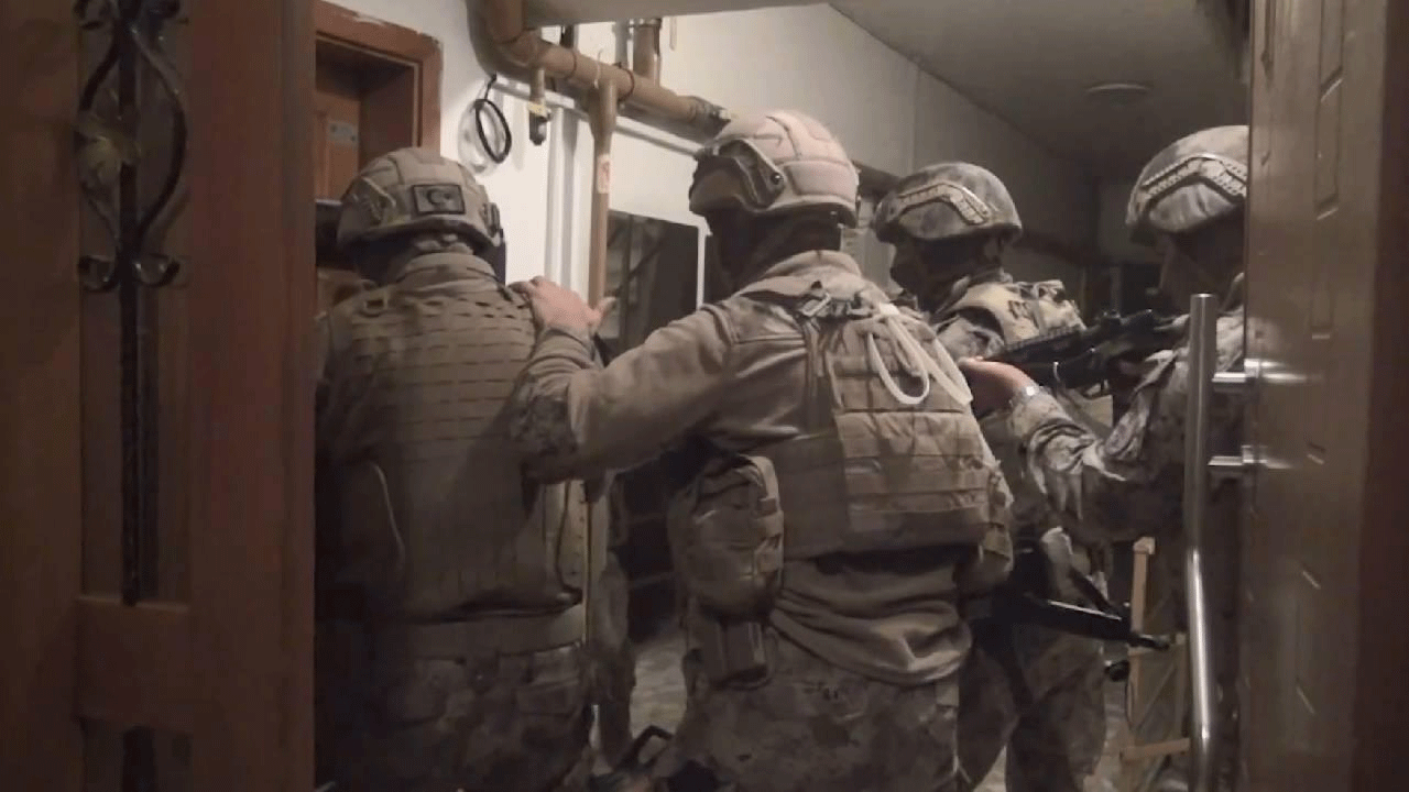 Türkiye yeni güne dev operasyonla uyandı