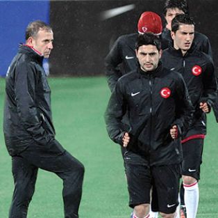 Türkiye galibiyete hasret