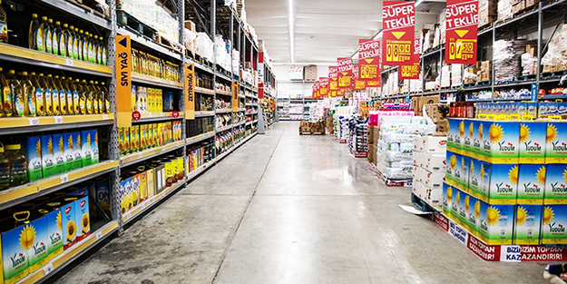 Türkiye'de 156 şubesi bulunan ünlü marketten olay karar: 1 ay boyunca 2023 fiyatlarına dönüyoruz