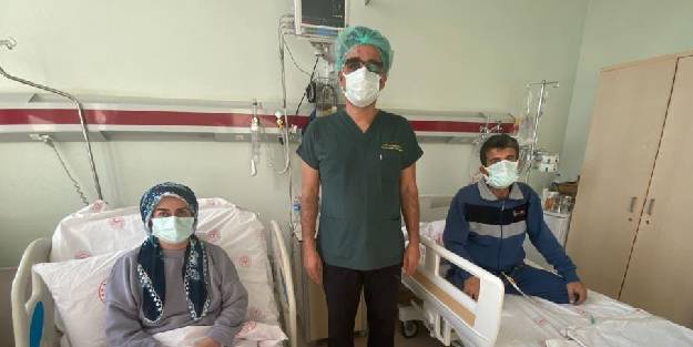 Türkiye’de bir ilk, organları ters yerde olan hastadan böbrek nakli yapıldı
