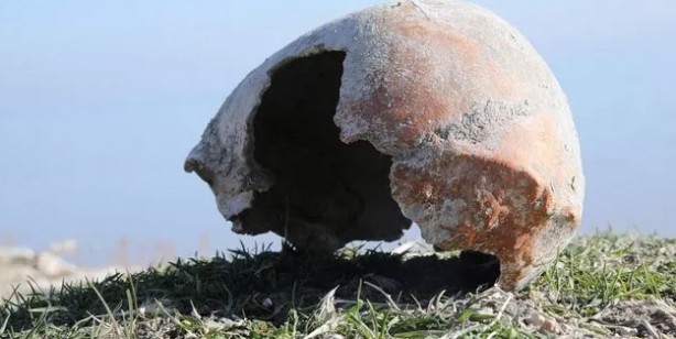 Türkiye'de büyük ses getirecek keşif! Van'da ilk defa görülen mezarı Jandarma korumaya aldı