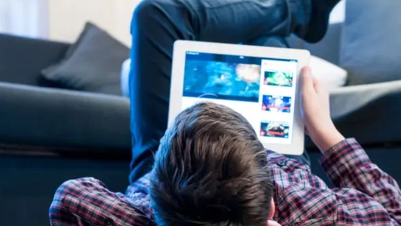 Türkiye’de çocuklara sosyal medya kısıtlaması geliyor: Anne ve babalar dikkat