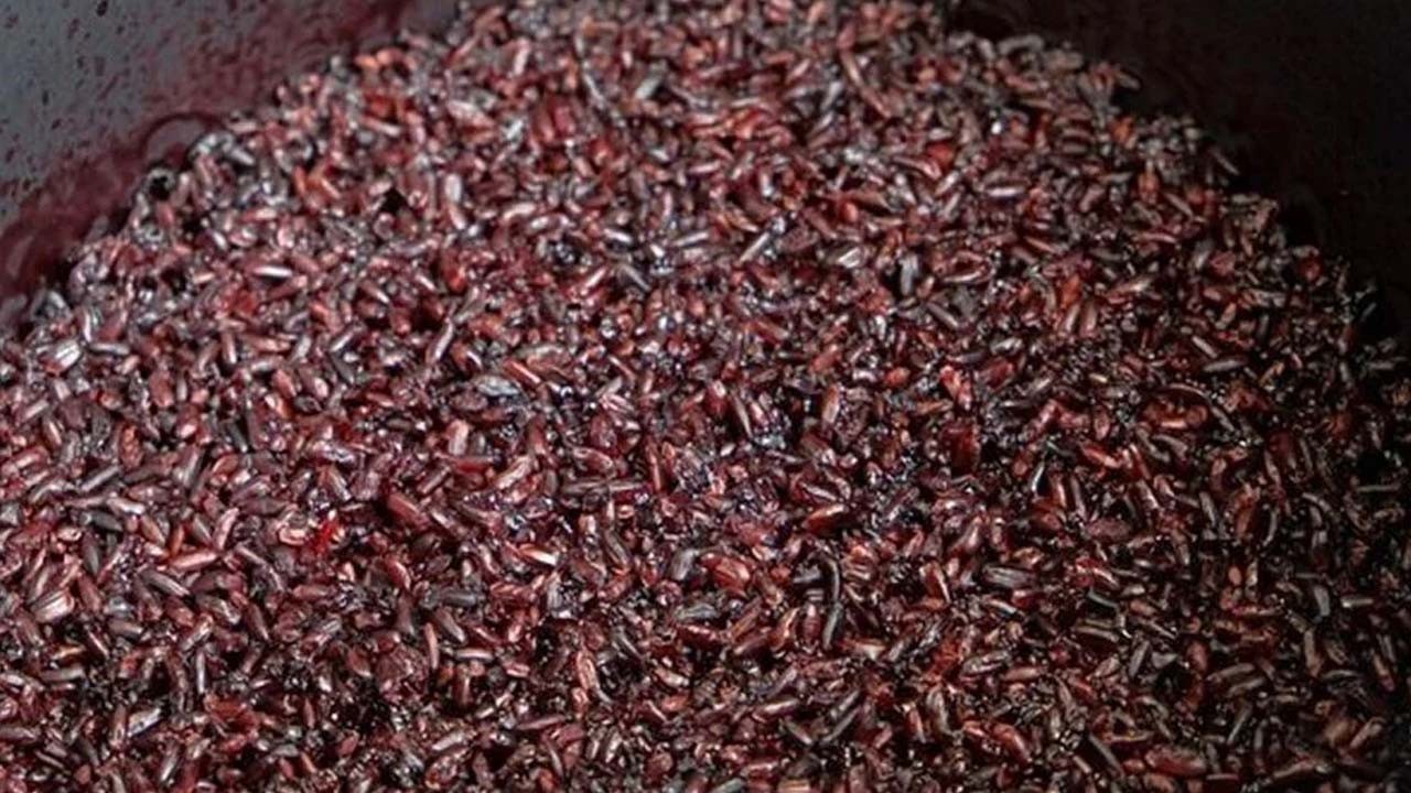 Türkiye'de değeri bilinmiyor! Avrupa ve Asya'da adı geçiyor: Siyah pirinç, kolesterolü bitiriyor