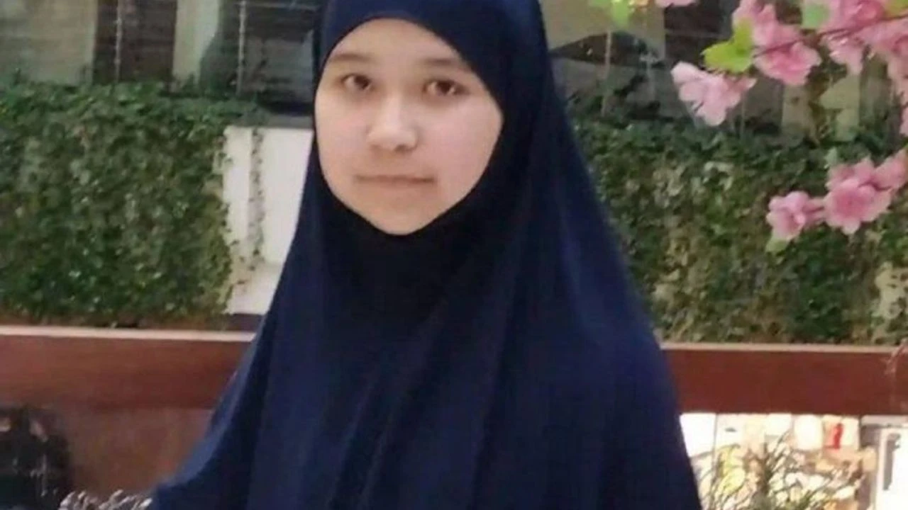 Türkiye'de tedavi olan Özbek kız hastaneden alınıp Geri Gönderme Merkezi’ne verildi!