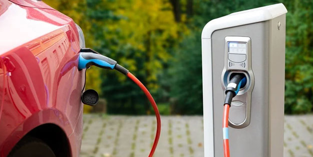 Türkiye'de elektrikli araç şarj istasyonu en çok hangi şehirde var?