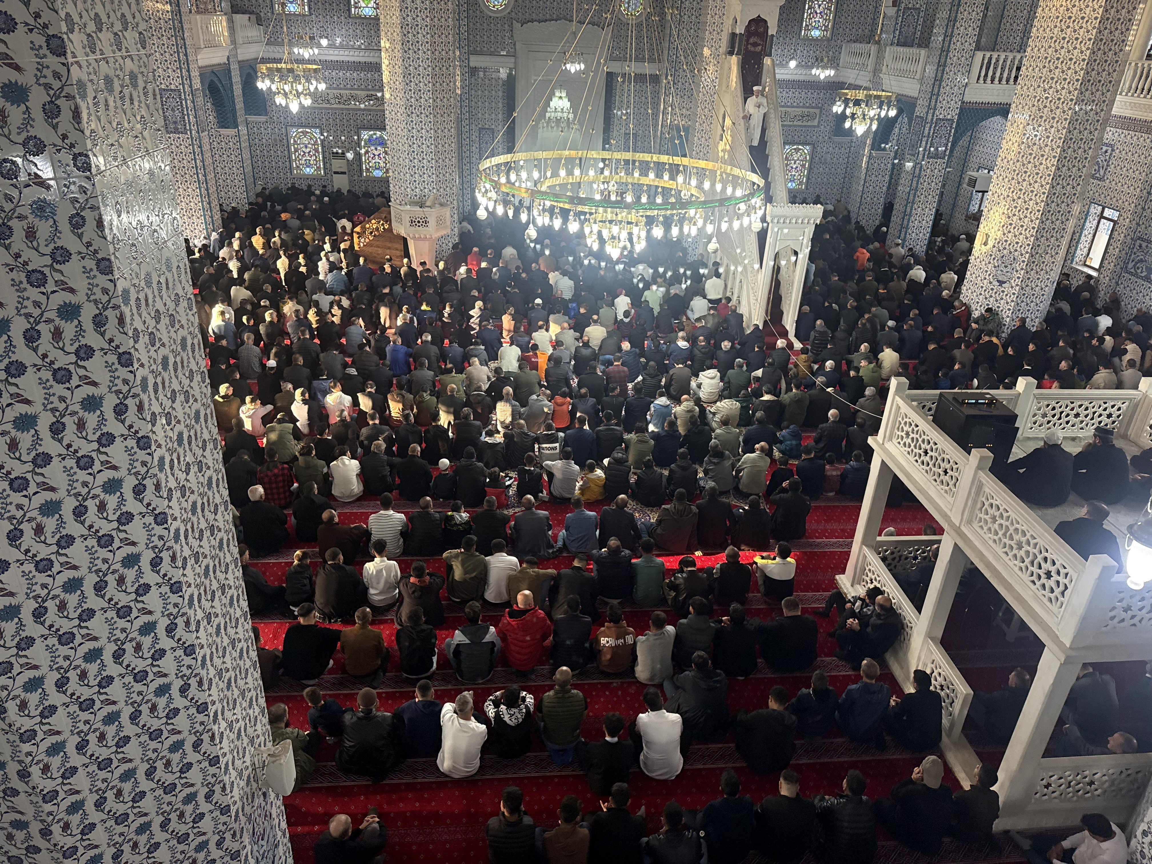 Türkiye'de ilk bayram namazı Iğdır'da kılındı