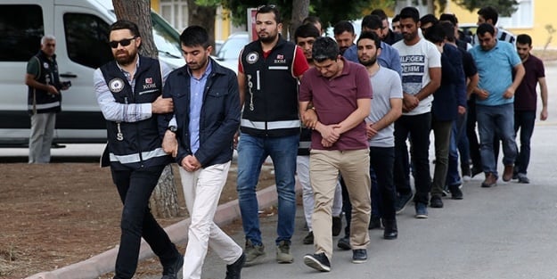 Türkiye'de ilk kez ortaya çıkartılan yapı çökertildi