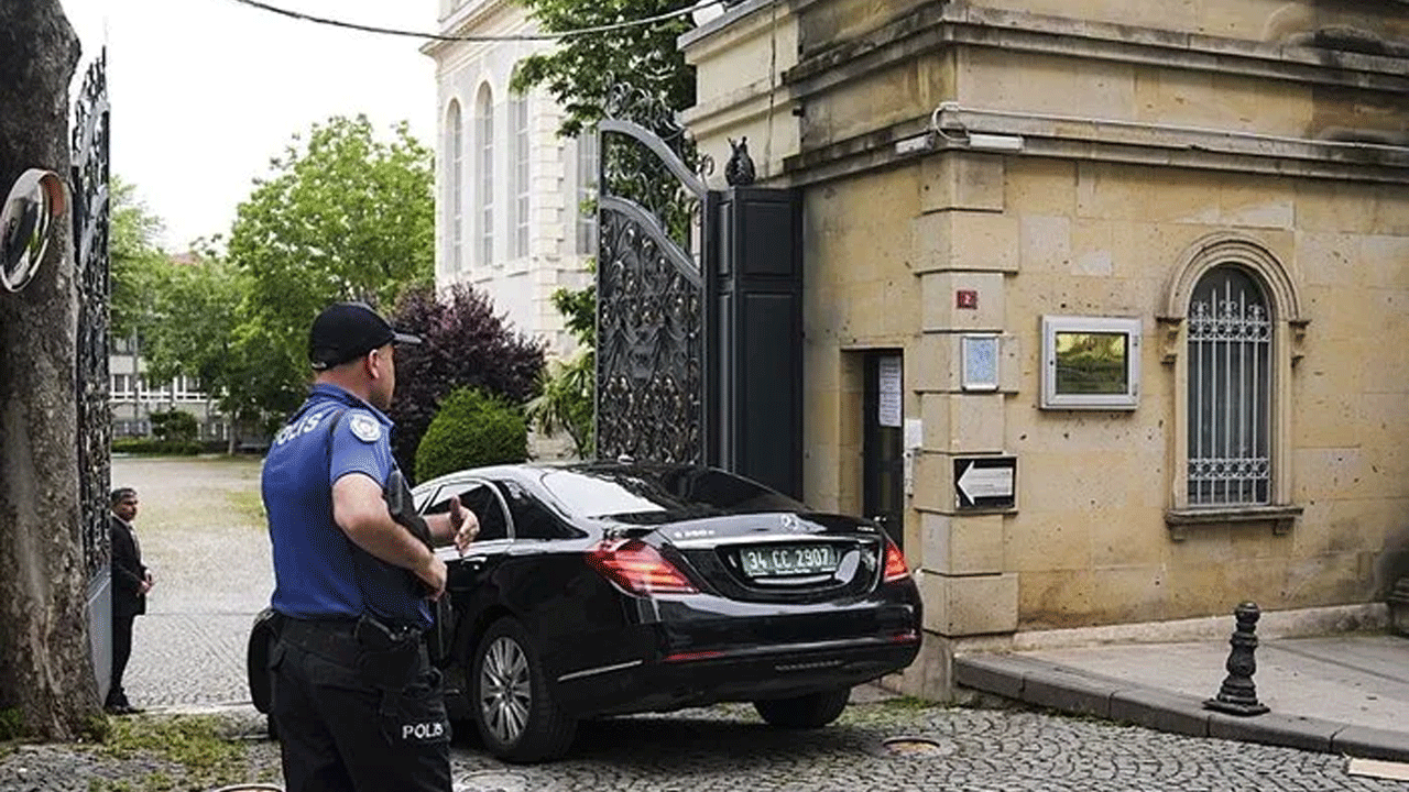 Türkiye'de nükleer zirve: Avrupa ile İran İstanbul'da masaya oturdu
