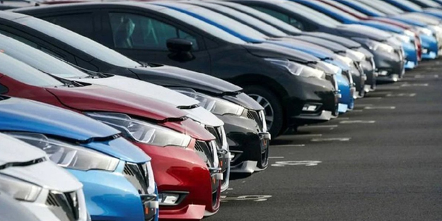 Türkiye’de satılan otomobiller! İkinci el otomobil piyasasında beklenmedik tahmin: Öyle ki fiyatlar uçuşa geçti!