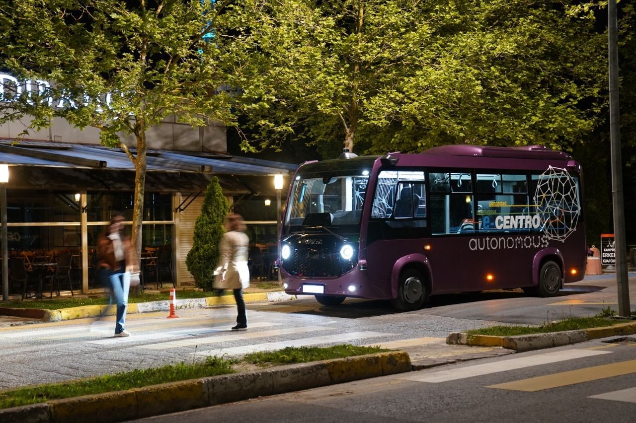 Türkiye’de üretip Avrupa’ya ihraç ediyor! İtalya’dan o markaya 29 adet elektrikli otobüs siparişi!