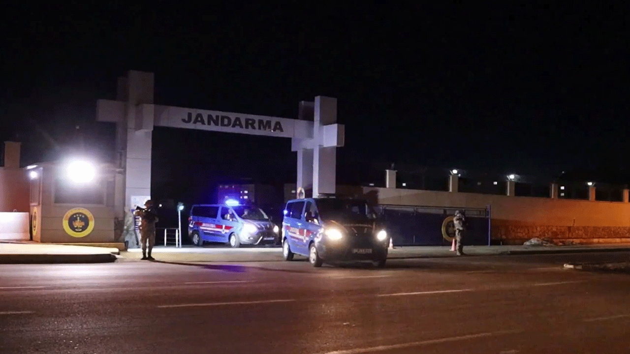 Türkiye'de yeni gün dev operasyonla başladı