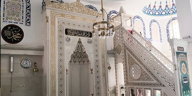 Türkiye'deki bir hutbe Mekke'de okunabilir mi?