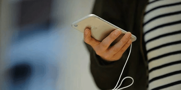 Türkiye'deki iPhone kullanıcıları bu mesajla uyandı! Büyük tepki çekti