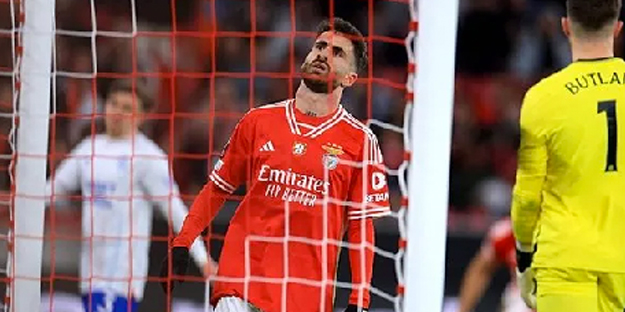 Türkiye'deki ünlü yıldız olmayınca… Galatasaray’dan beklenmedik hamle! Bir bu eksikti…