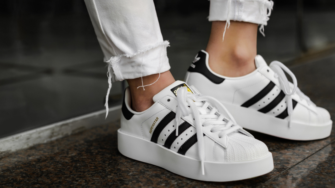 Türkiye’den Adidas’a domuz cezası!