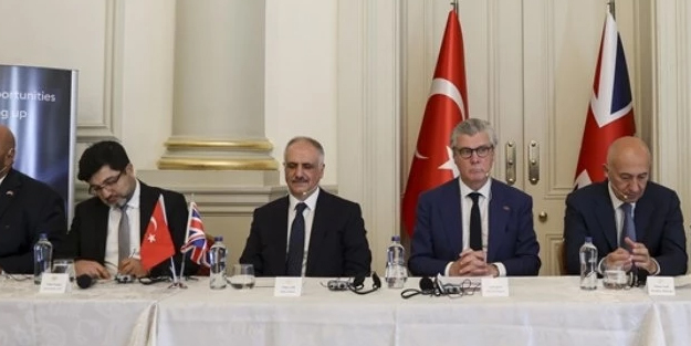 Türkiye'den BAE devi ile sürpriz anlaşma! Öyle ki: Elektrikli demir yolu projesi için milyonlarca sterlin gelir...