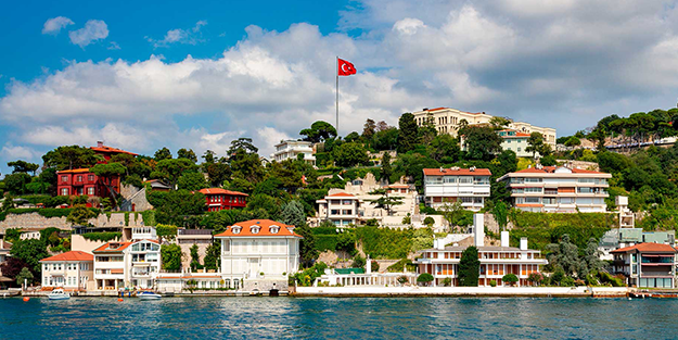 Türkiye'den çılgınlar gibi konut toplayan Ruslardan flaş karar! Bakın ne yapmaya başladılar