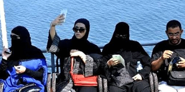 Türkiye'den en çok ev alan artık Araplar değil! Şimdi onlar gelip peynir ekmek gibi konut almaya başladılar